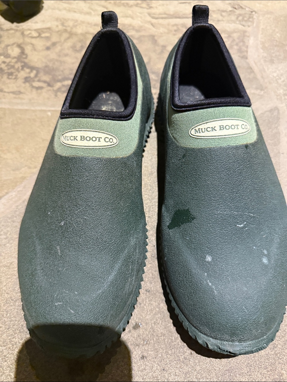 Women’s muck Slip-On Garden Clog - black and Dark Green